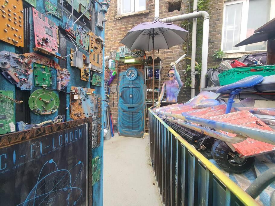 Cyber-Art Studio In Camden ลอนดอน ภายนอก รูปภาพ