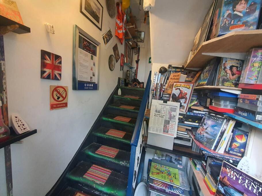 Cyber-Art Studio In Camden ลอนดอน ภายนอก รูปภาพ